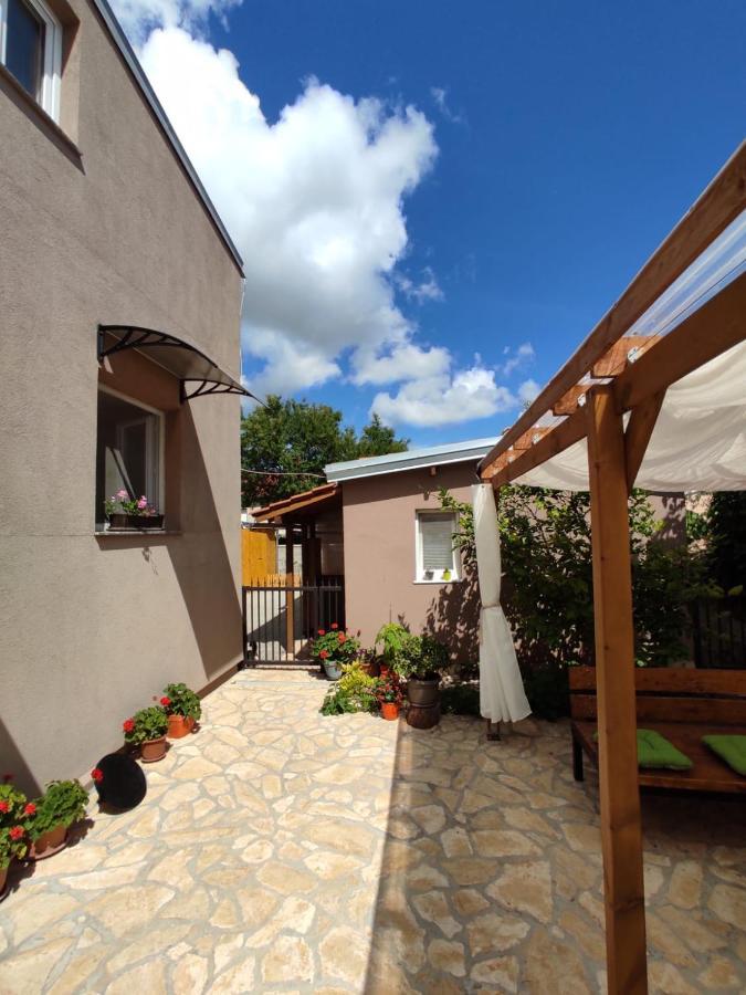 Apartmani Amans Пула Экстерьер фото